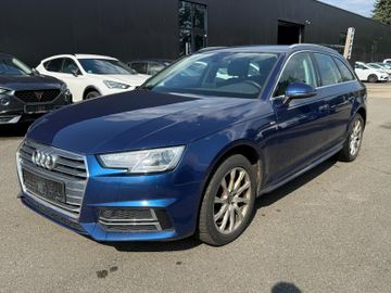 Audi A4 - 1