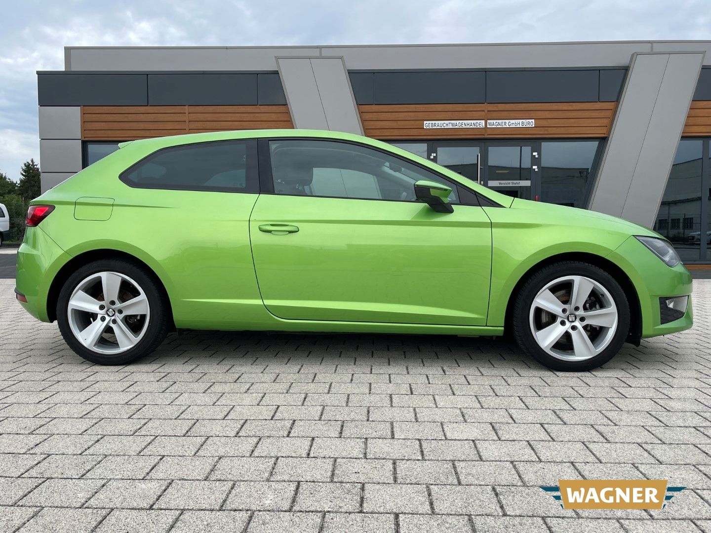 Fahrzeugabbildung SEAT Leon SC FR Automatik Klimaautomatik LED