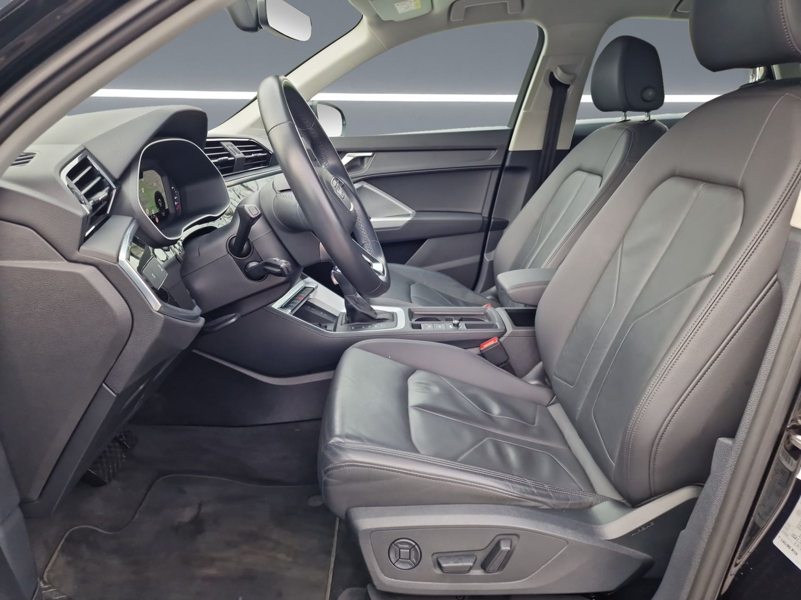 Audi Q3 - Bild 14