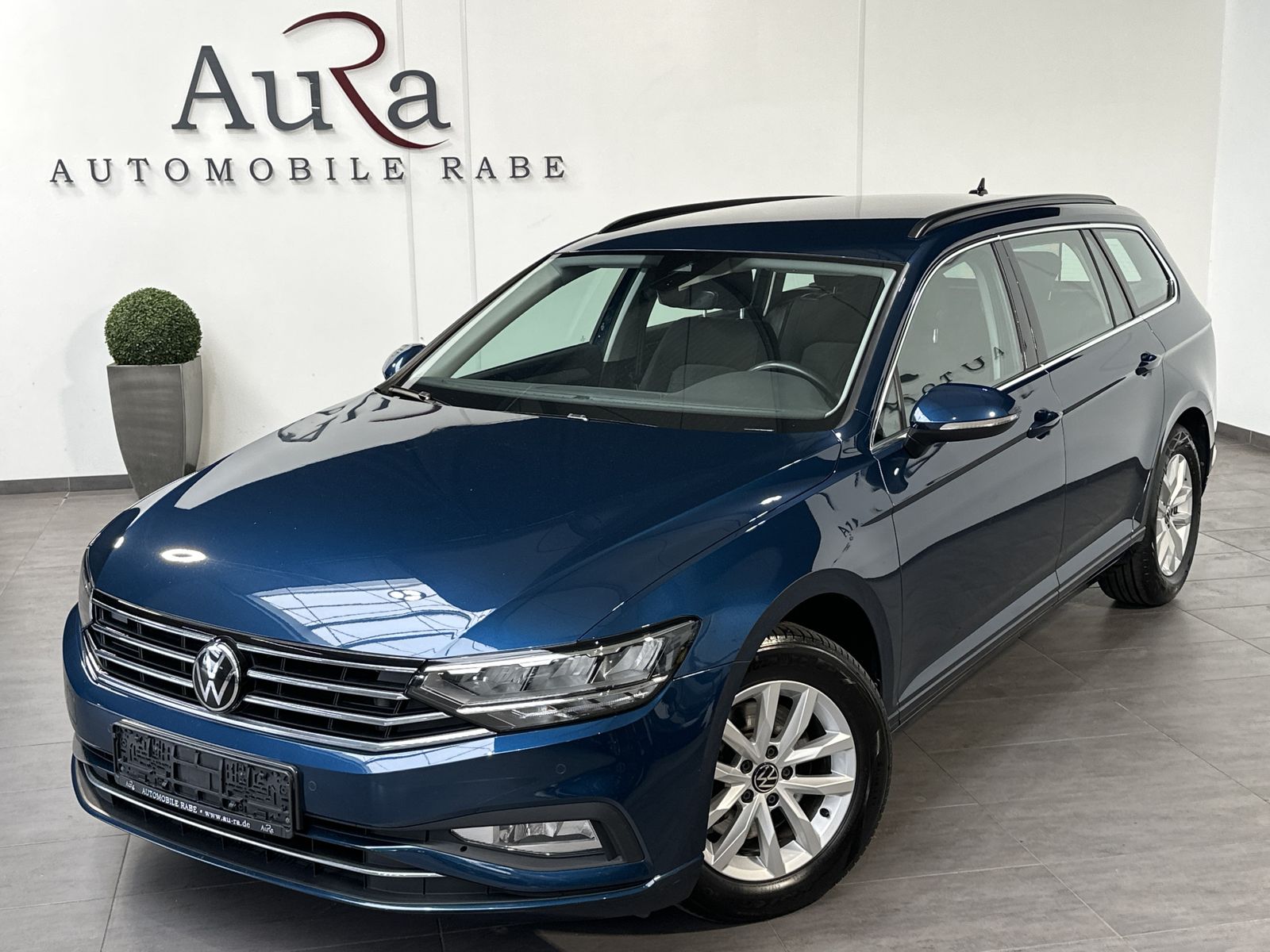 Fahrzeugabbildung Volkswagen Passat Variant 2.0 TDI DSG Business NAV+LED+ACC