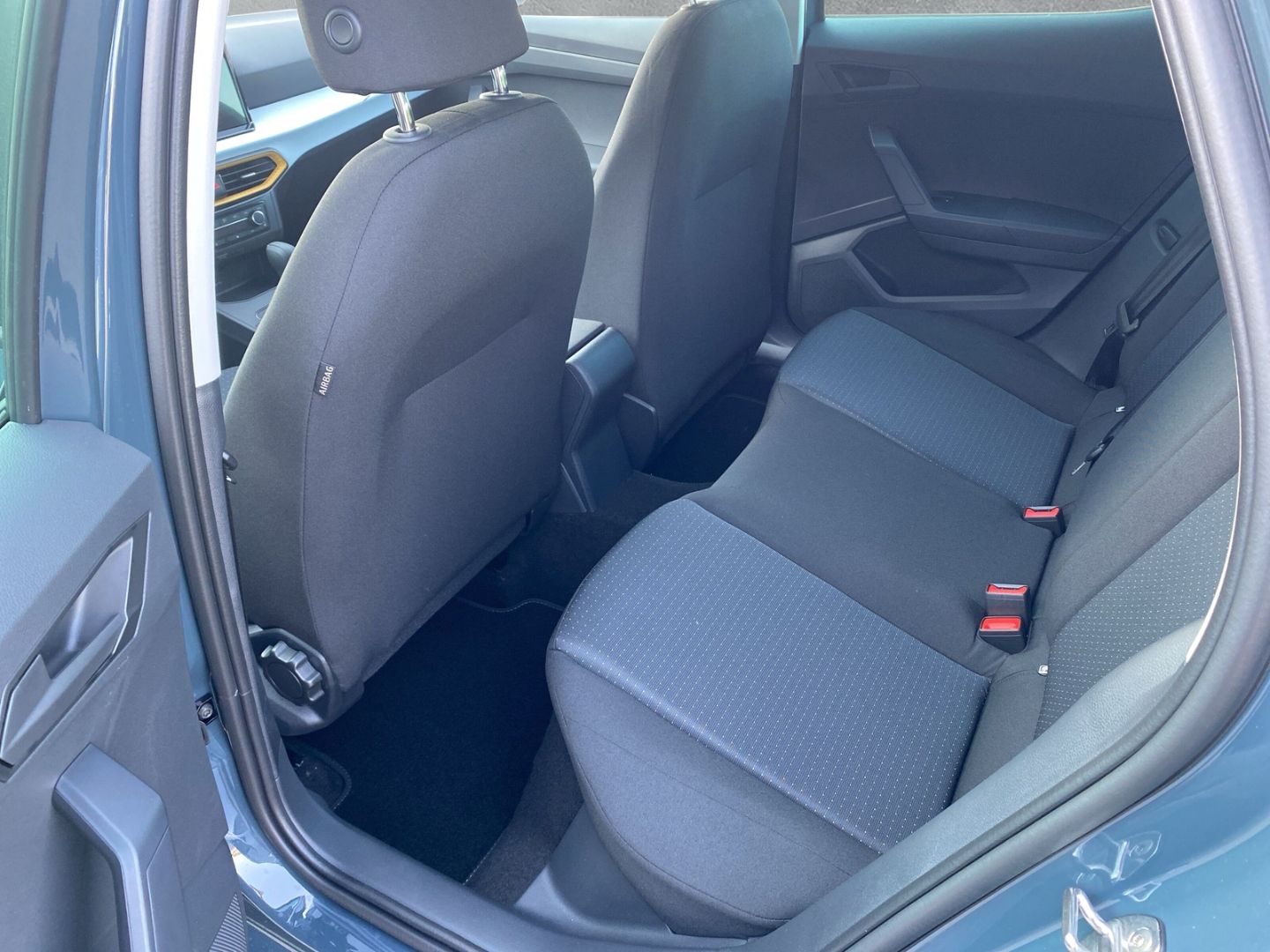 Fahrzeugabbildung SEAT Ibiza Style 1.0 TSI*RoadEd.*PDC+Cam*SHZ*NAVI*Ful