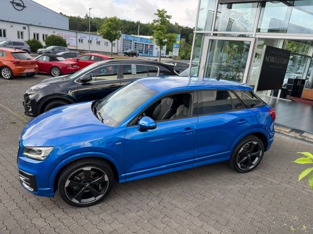 Fahrzeugabbildung Audi Q2 sport S line 35 TFSI KAM LED 19" Virtual