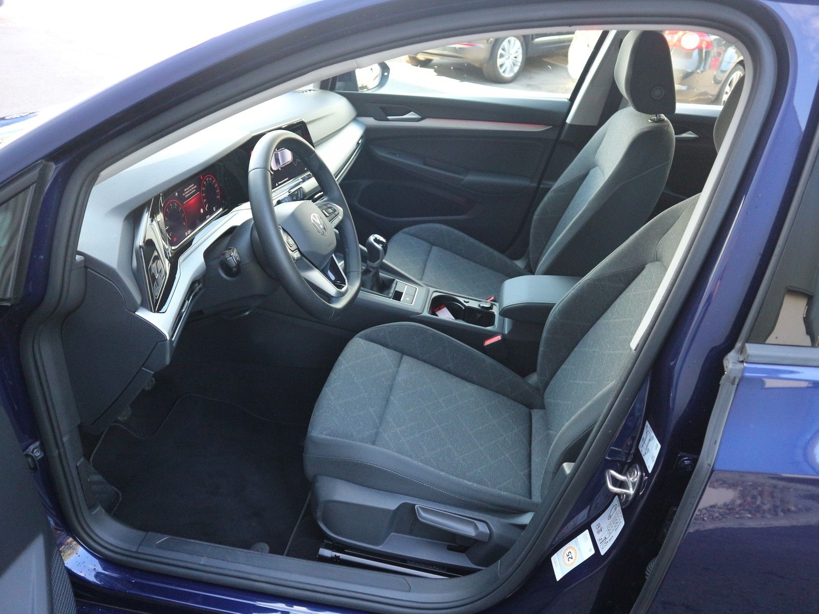 Volkswagen Golf - Bild 9