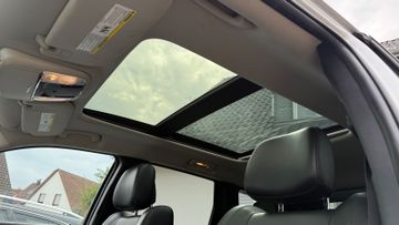 Jeep Grand Cherokee - 11