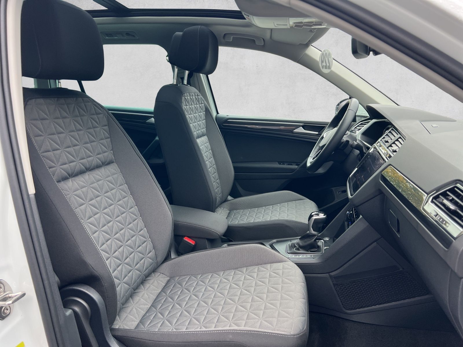 Tiguan Life 2.0 TDI DSG Navi*ACC*LED