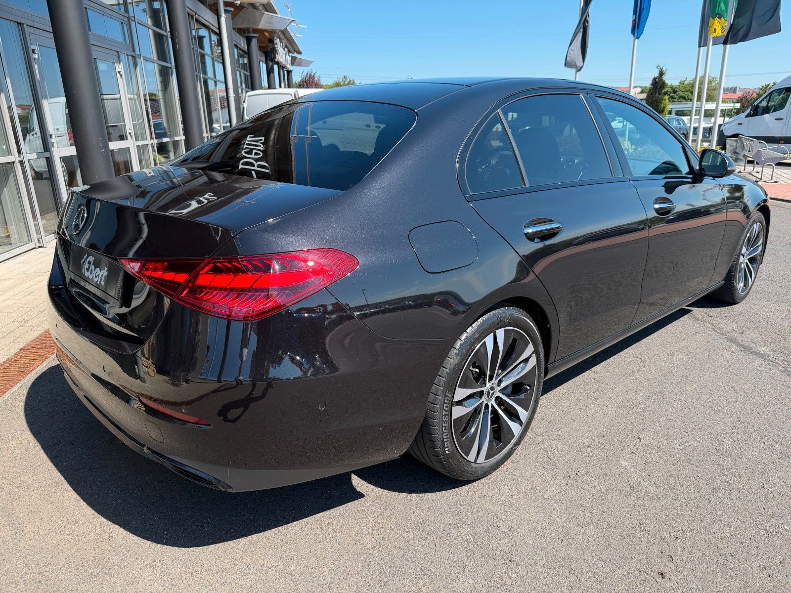 Fahrzeugabbildung Mercedes-Benz C 200 Avantgarde+Ambiente+RKamera+Memory+Night