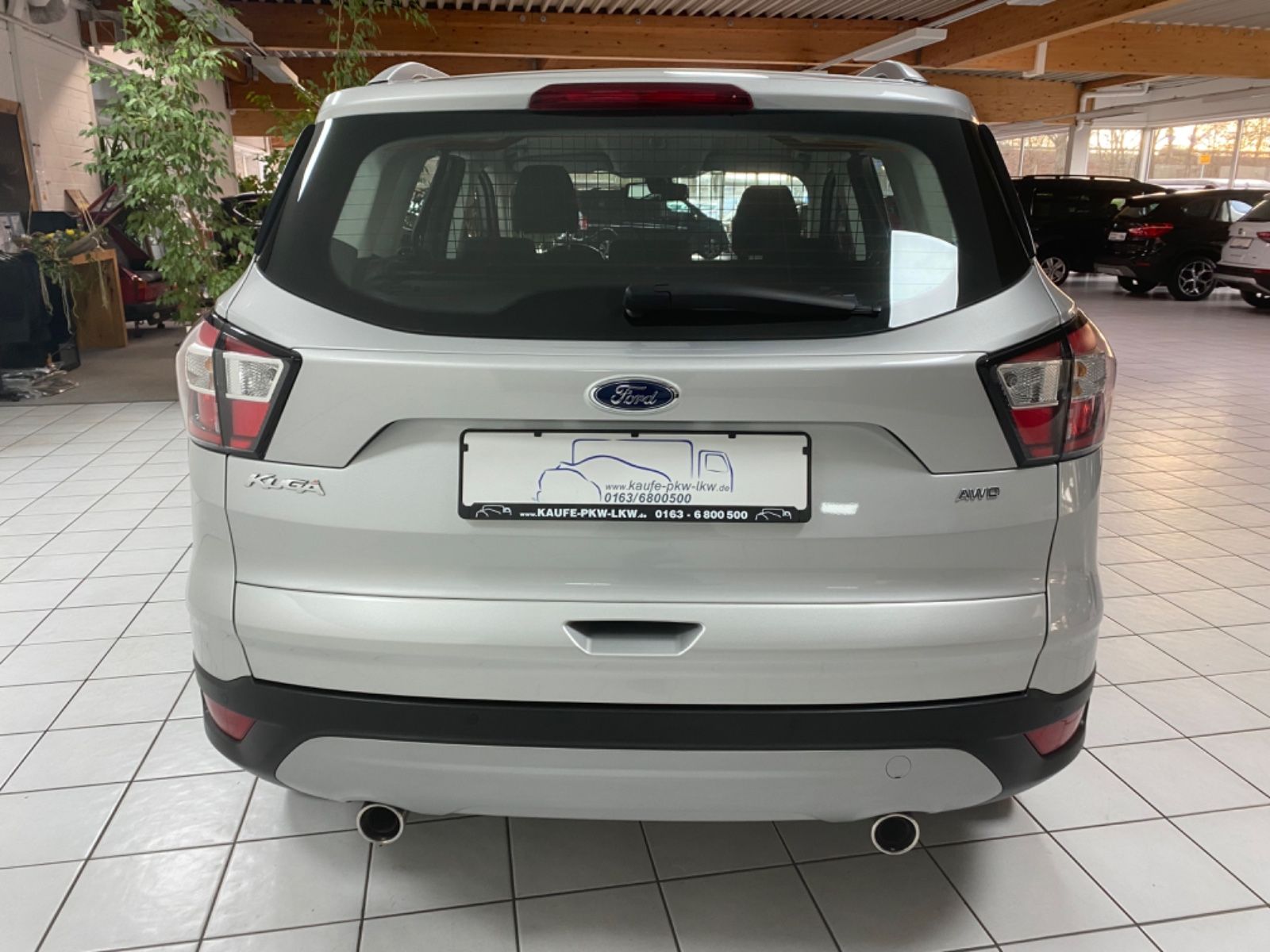 Fahrzeugabbildung Ford Kuga 2,0 TDCi 4x4 Titanium Allrad