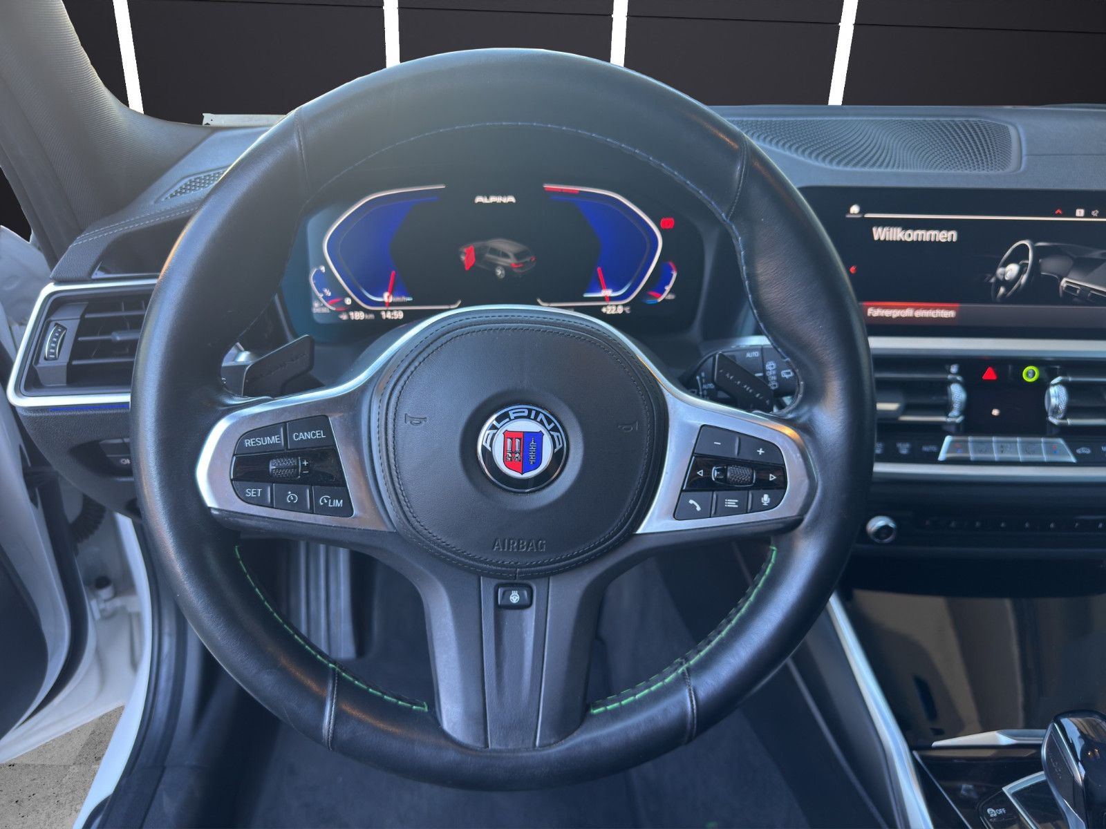 Fahrzeugabbildung ALPINA D3 S 3.0 Allrad Touring *Pano*Carplay*Cam*