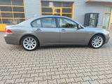 BMW E65 740i - BMW 740 aus 2005: 740i