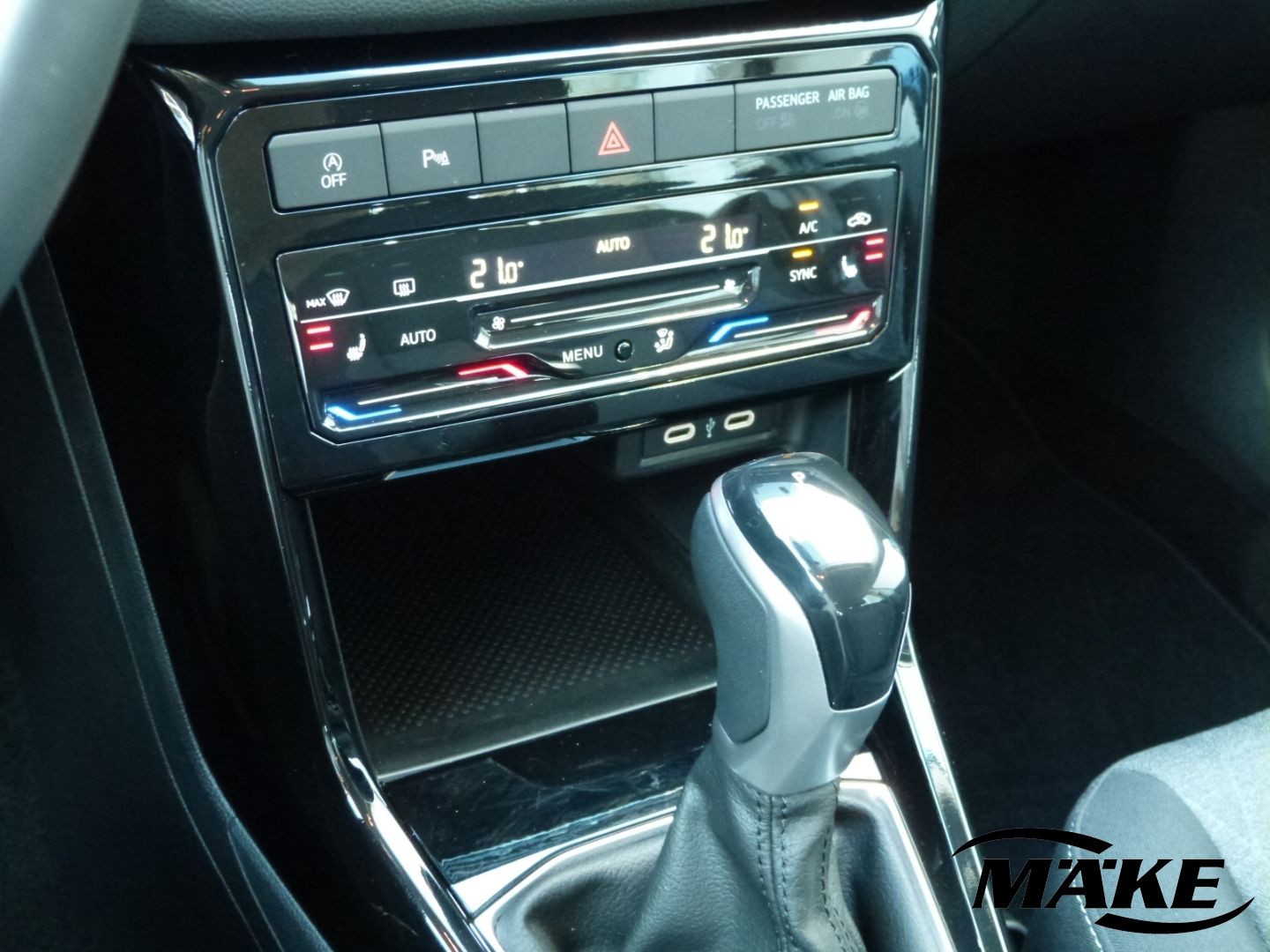 T-Cross 1.5 TSI DSG, Life, ACC, AHK, LED, DAB+,