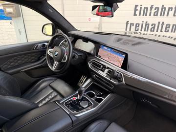 2020 BMW X5 M — миниатюра 44