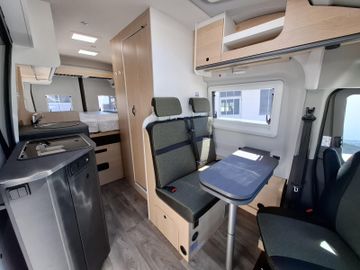 Sunlight Cliff 4x4 Greentrek 590 AHK Xenon Dieselheizung