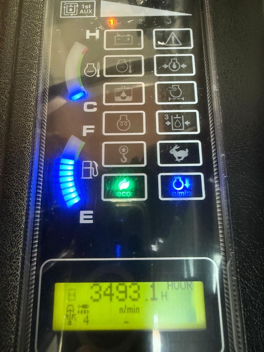 Fahrzeugabbildung Takeuchi TB 290CV Verstellausleger, Powertil, HS08, Klima