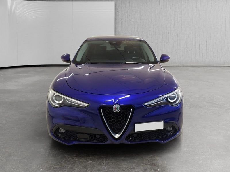 Alfa Romeo Stelvio 2.2 t Executive Q4 190cv auto imagem 2