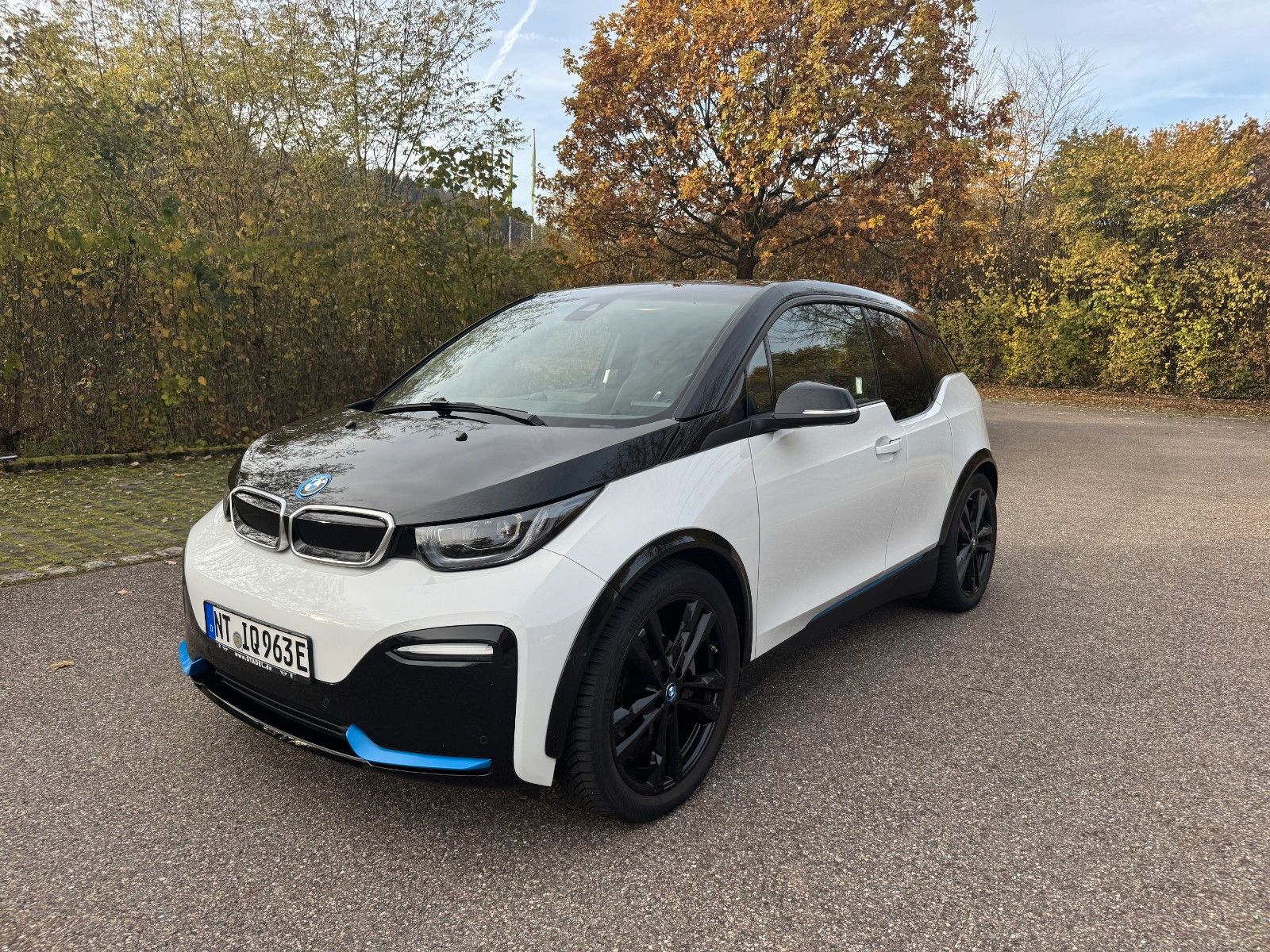 BMW i3s (120 Ah), 135kW (75kW)