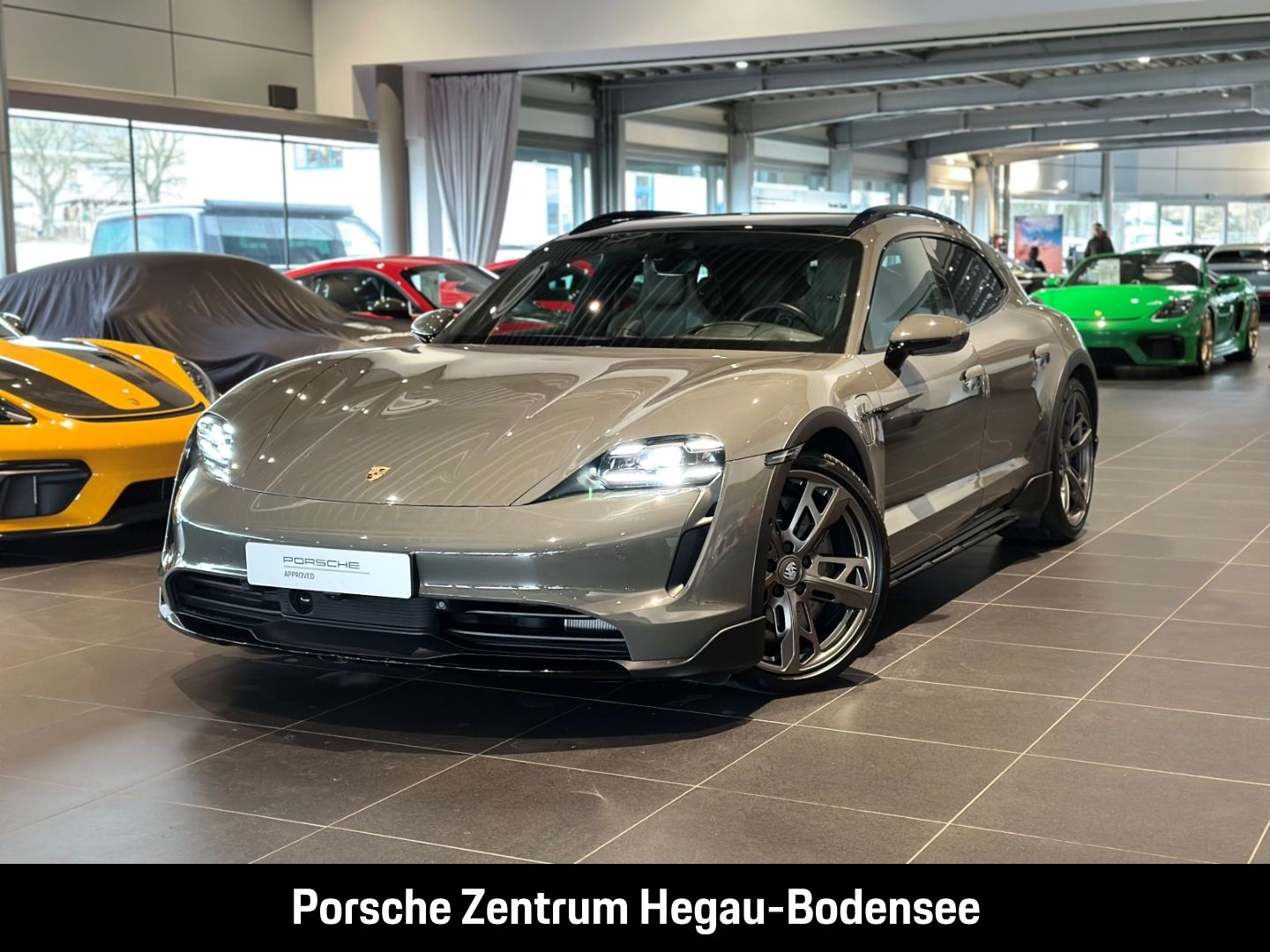 PORSCHE Taycan 4S Cross Turismo
