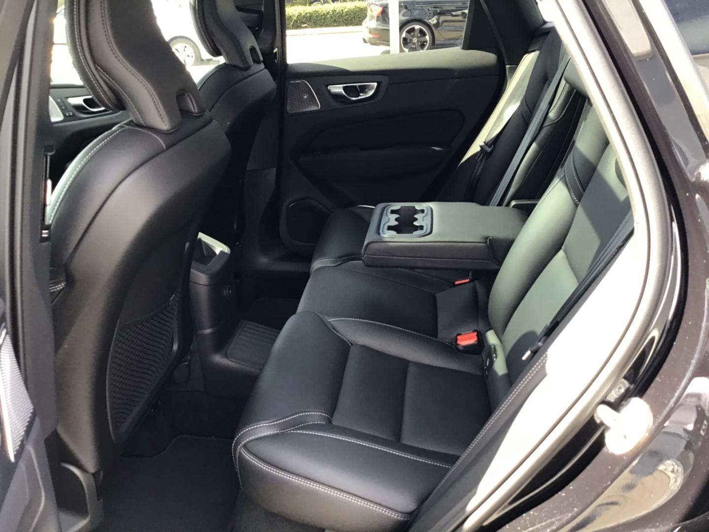 Volvo XC60 T8 Ultra Dark AWD PanoDach Cam Stdhzg.