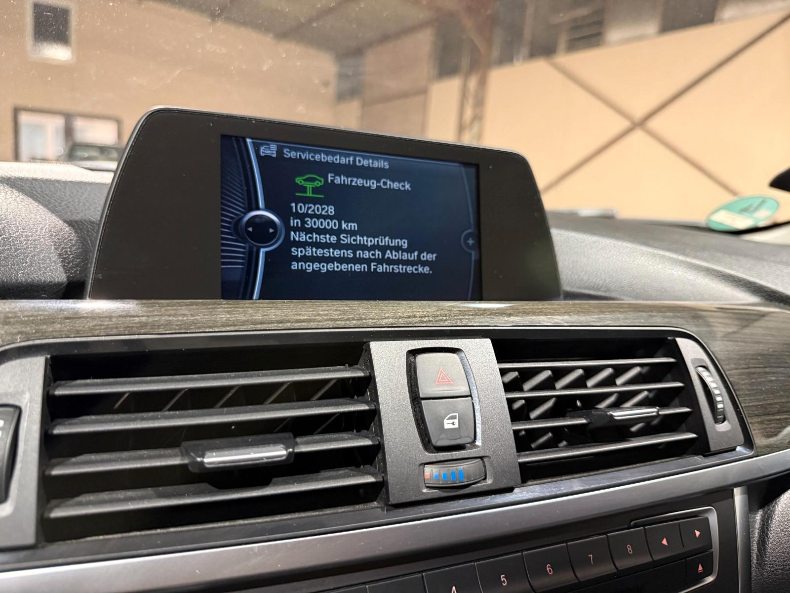 BMW 320i Touring F31 184 ch Luxury • Boîte auto • GPS • Hayon électrique • Xénon • Crit'Air 1
