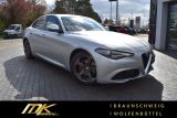 Alfa Romeo Giulia Super 2.2 JTDm AT8 *NAVI*SPORT*18ZOLL*XEN - Alfa Romeo Giulia: Limousine, Super