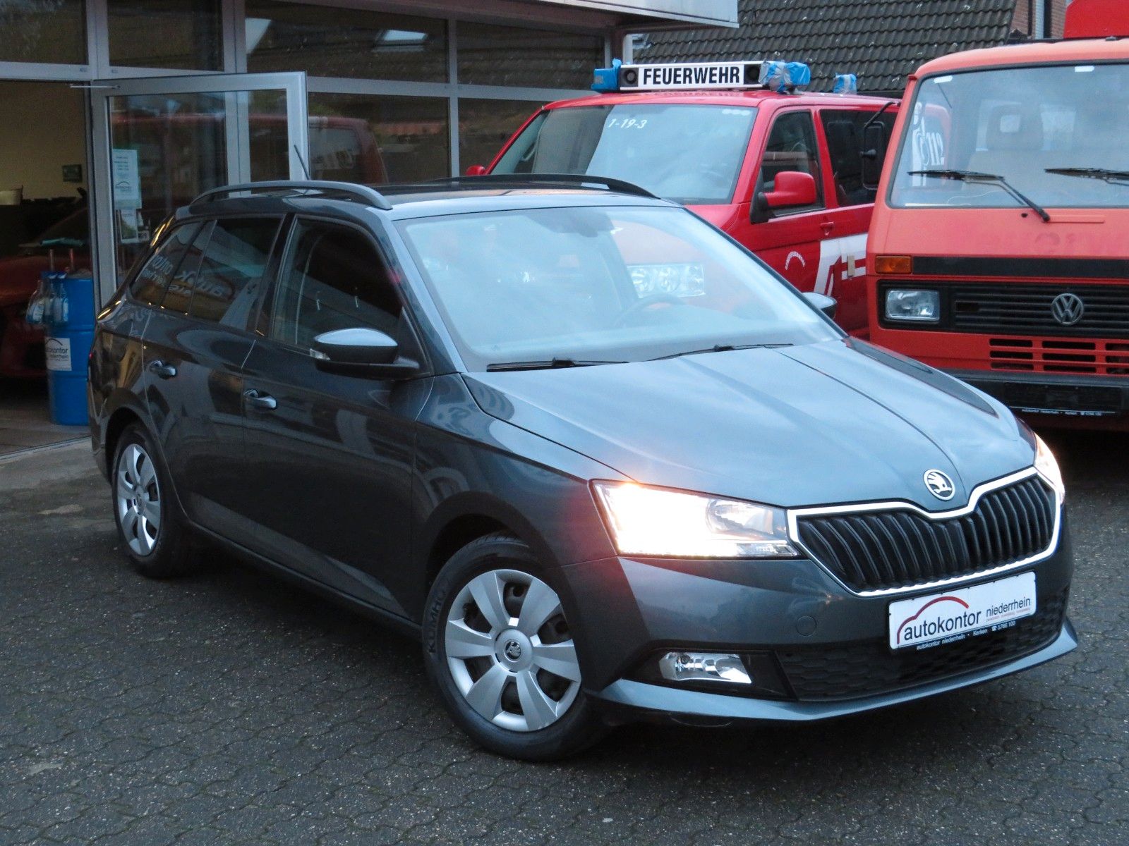 Fahrzeugabbildung SKODA Fabia Ambition DSG KAMERA SMARTLINK GRA SITZH.1H