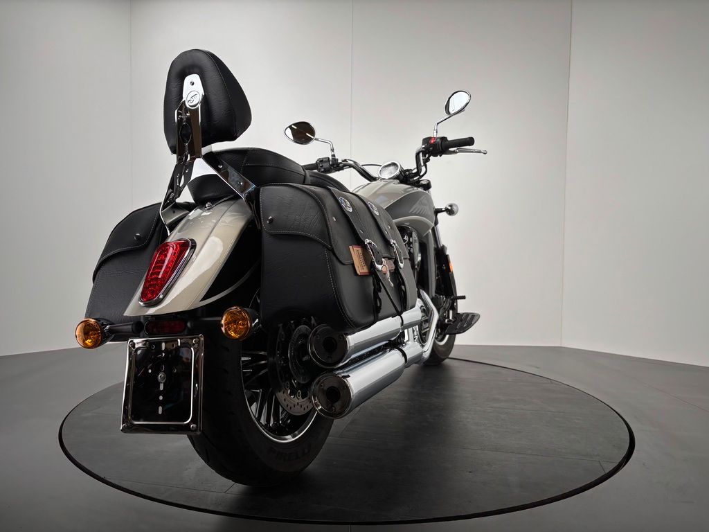 Fahrzeugabbildung Indian SCOUT *TOP-ZUSTAND *LEDER-TASCHEN