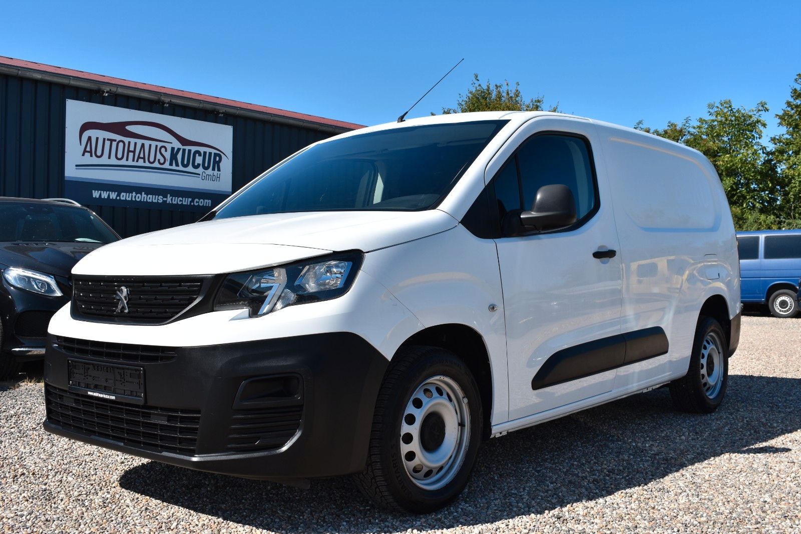 Fahrzeugabbildung Peugeot Partner Pro L2 /PDC/Schiebetür/Anhänger/Klima
