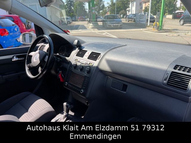 Fahrzeugabbildung Volkswagen Touran Trendline 7 Sitze Automatik Klima