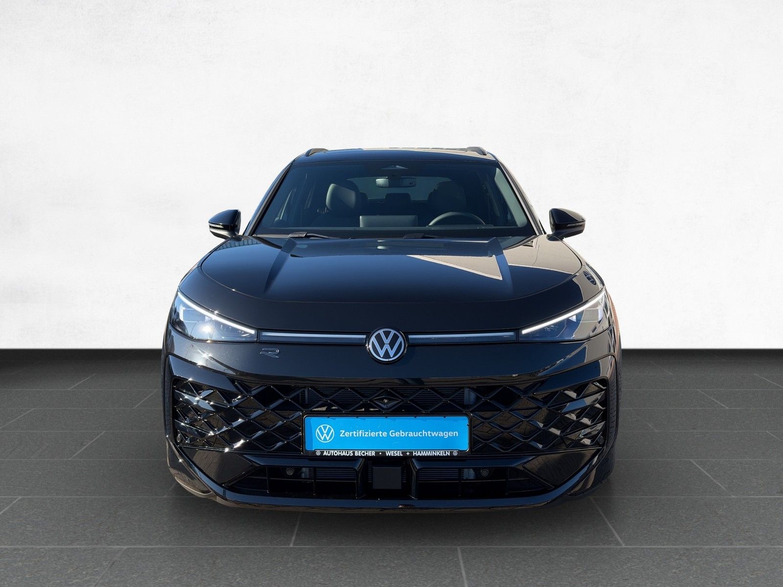 Volkswagen T-Roc R Line 1.5 eTSI DSG AHK Pano Matrix Navi foto 3