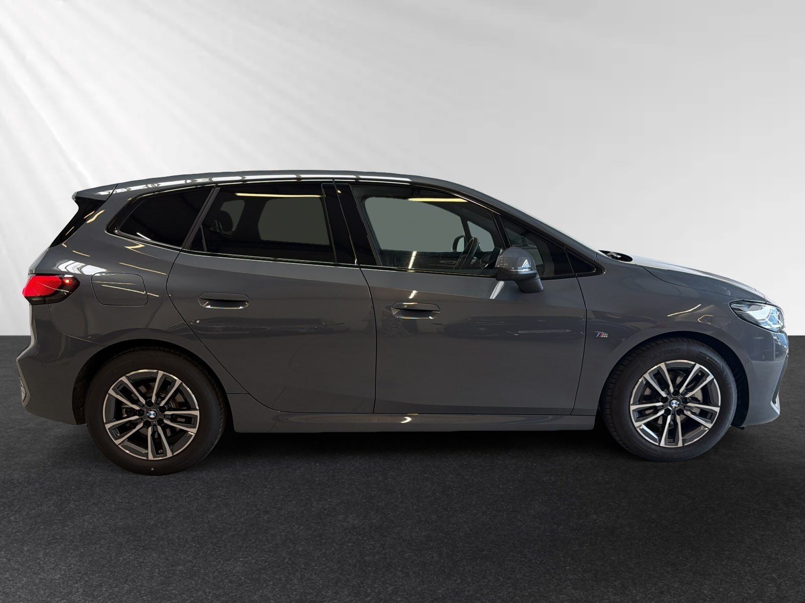 BMW 220 Active Tourer - Bild 2