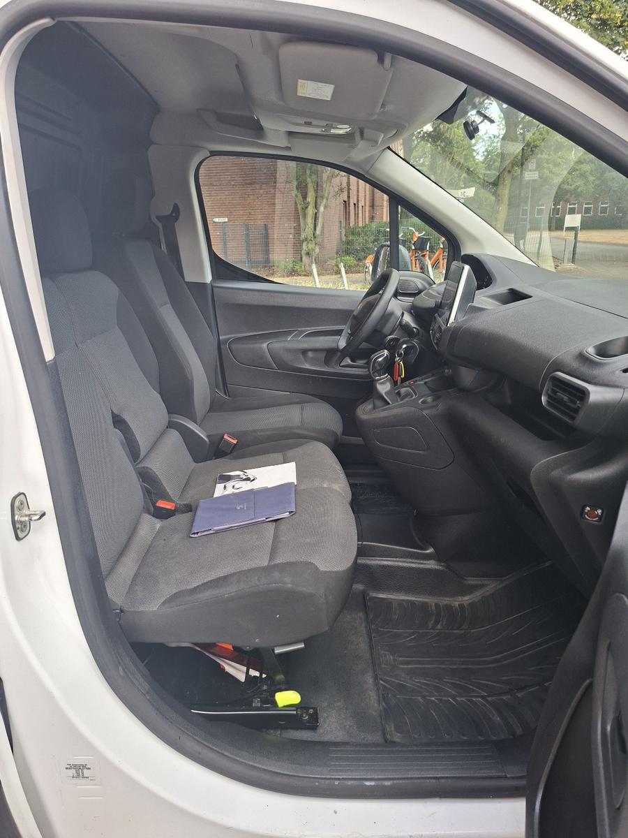 Peugeot Partner Premium L2 Avantage 1.Hand Navi Klima