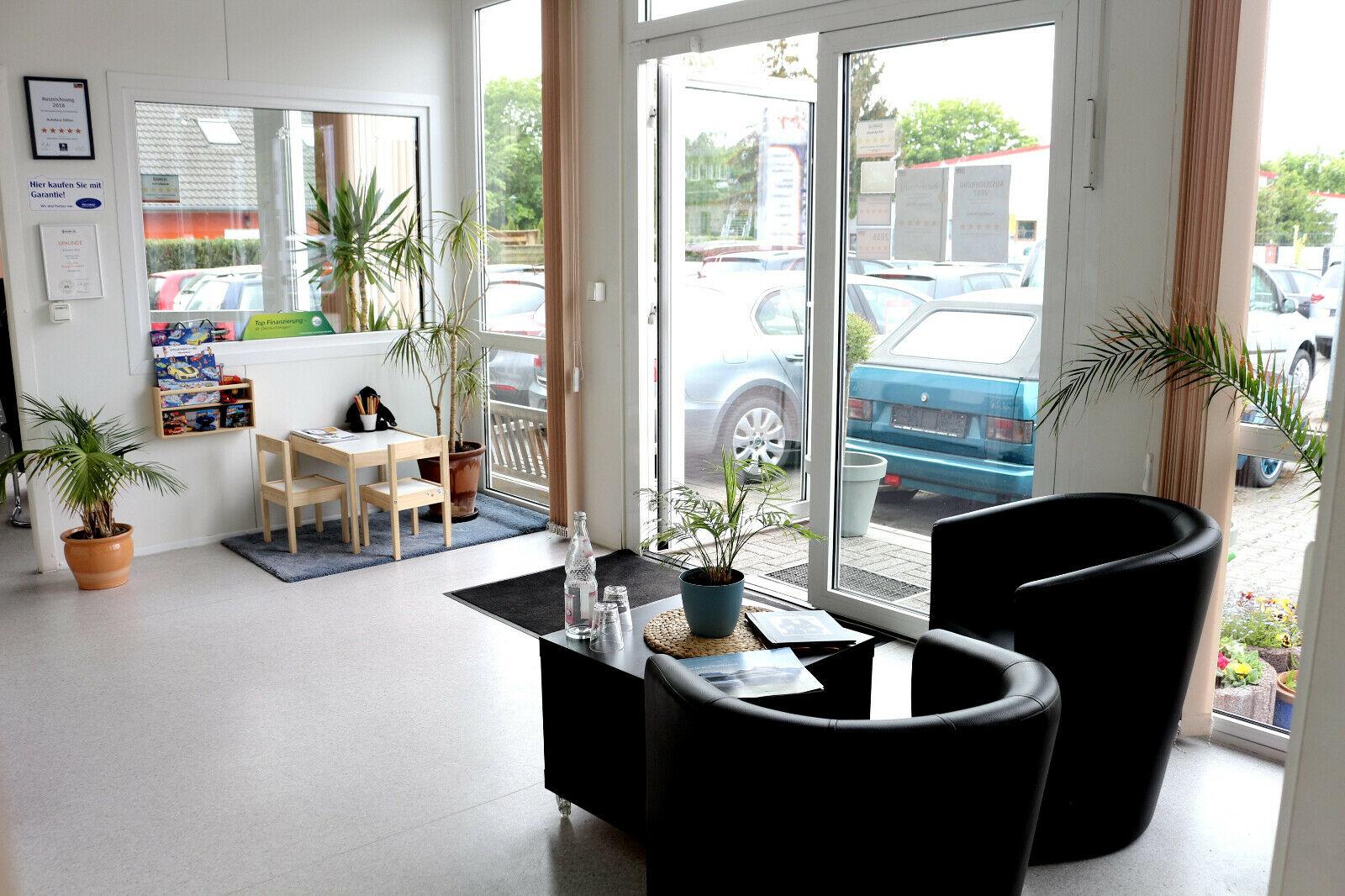showroom-image-main