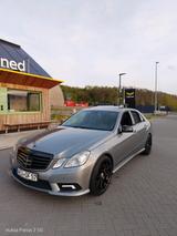 Mercedes-Benz Mercedes W212 E500 AMG Paket V8 M273 Distr... - Mercedes-Benz E 500 w212 Gebrauchtwagen