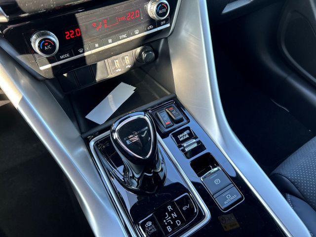 Eclipse Cross / UPE: 47.490,- € / 2,4 PHEV CVT 4