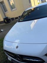 Mercedes-Benz A 220 DCT - - weiße Mercedes-Benz A 220