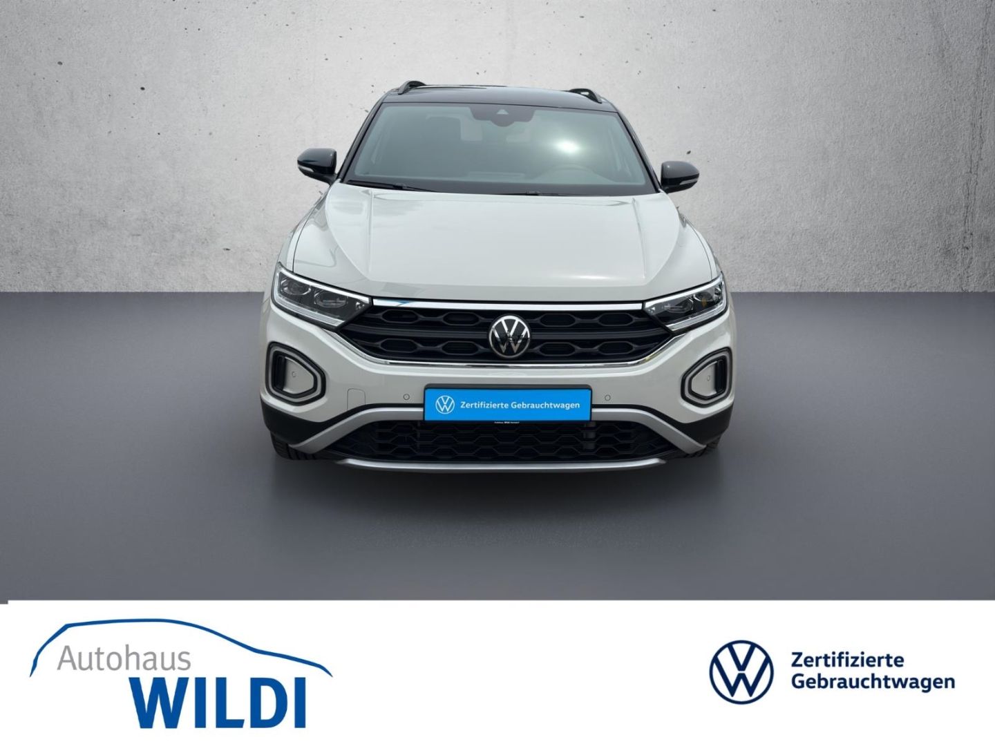 Volkswagen T-Roc Goal 1.5 TSI DSG AHK Navi LED ACC Apple Ca foto 2