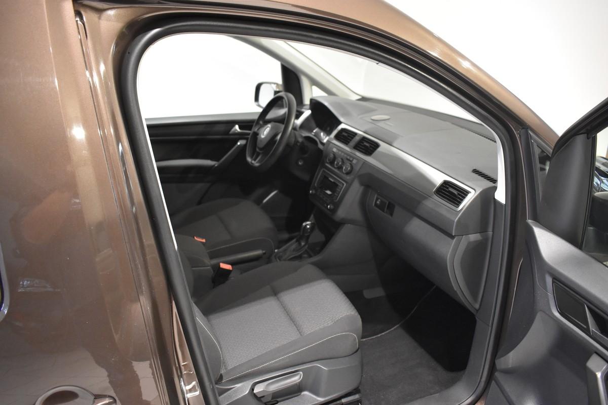 Volkswagen Caddy 2.0TDI Combi DSG AHK Tempomat SHZ