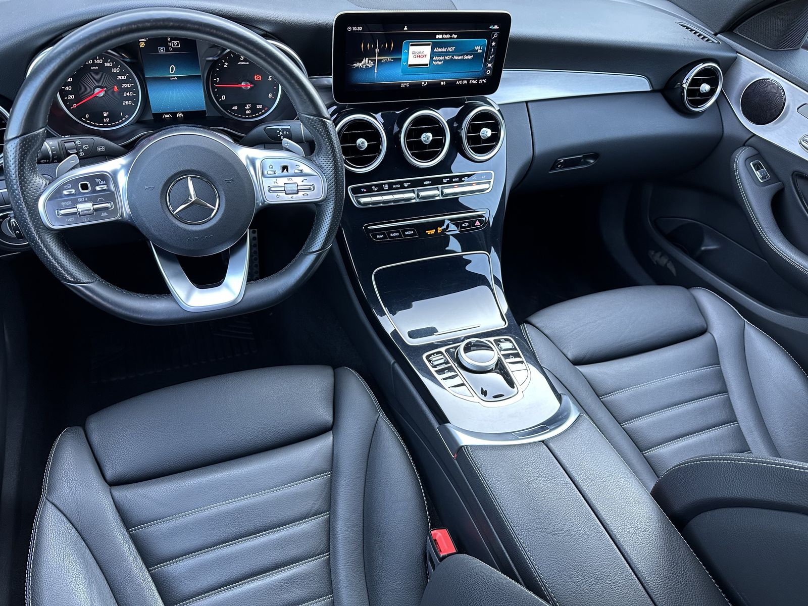 Fahrzeugabbildung Mercedes-Benz C 220d T 4Matic AMG-Line NAV+LED+18ZO+DISTRONIC