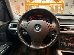 BMW 320i Kombi|SHZ|AHK|AUX|PDC|Klima|Tempomat|Isofix