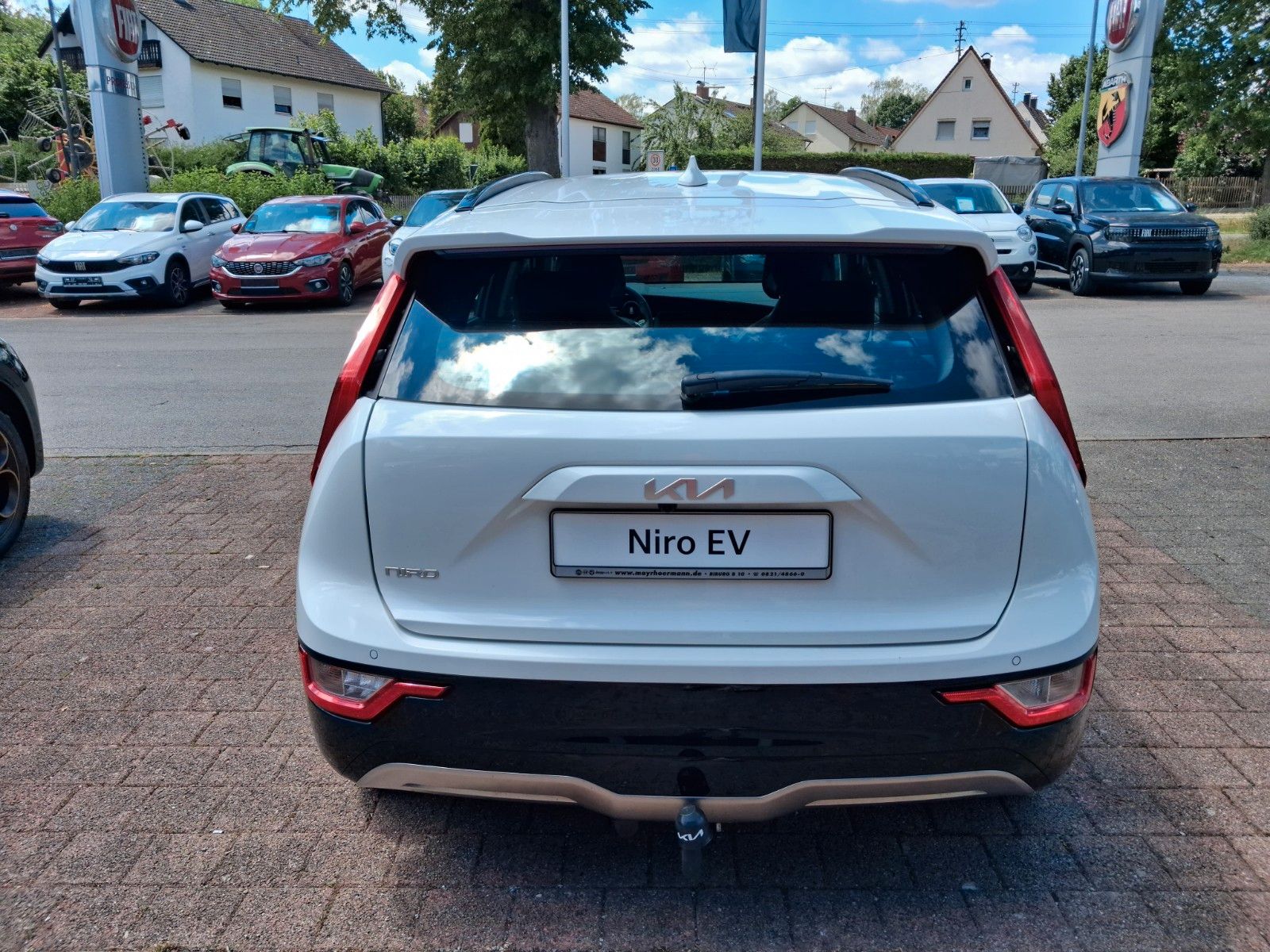 Fahrzeugabbildung Kia Niro e-Niro Vision AHK Navi Allwetter Teilleder