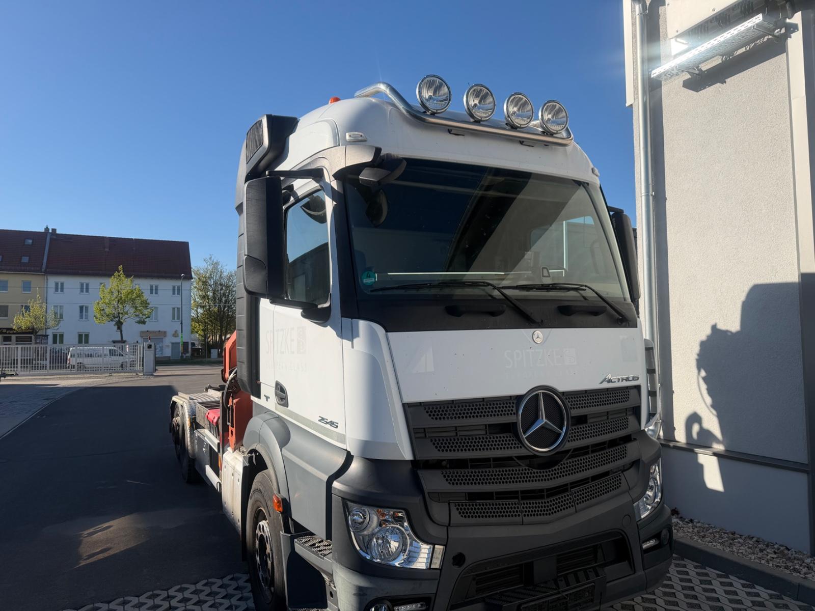 Mercedes-Benz Actros 2545 LL Atlas 240.2E Funk Haken Hyva