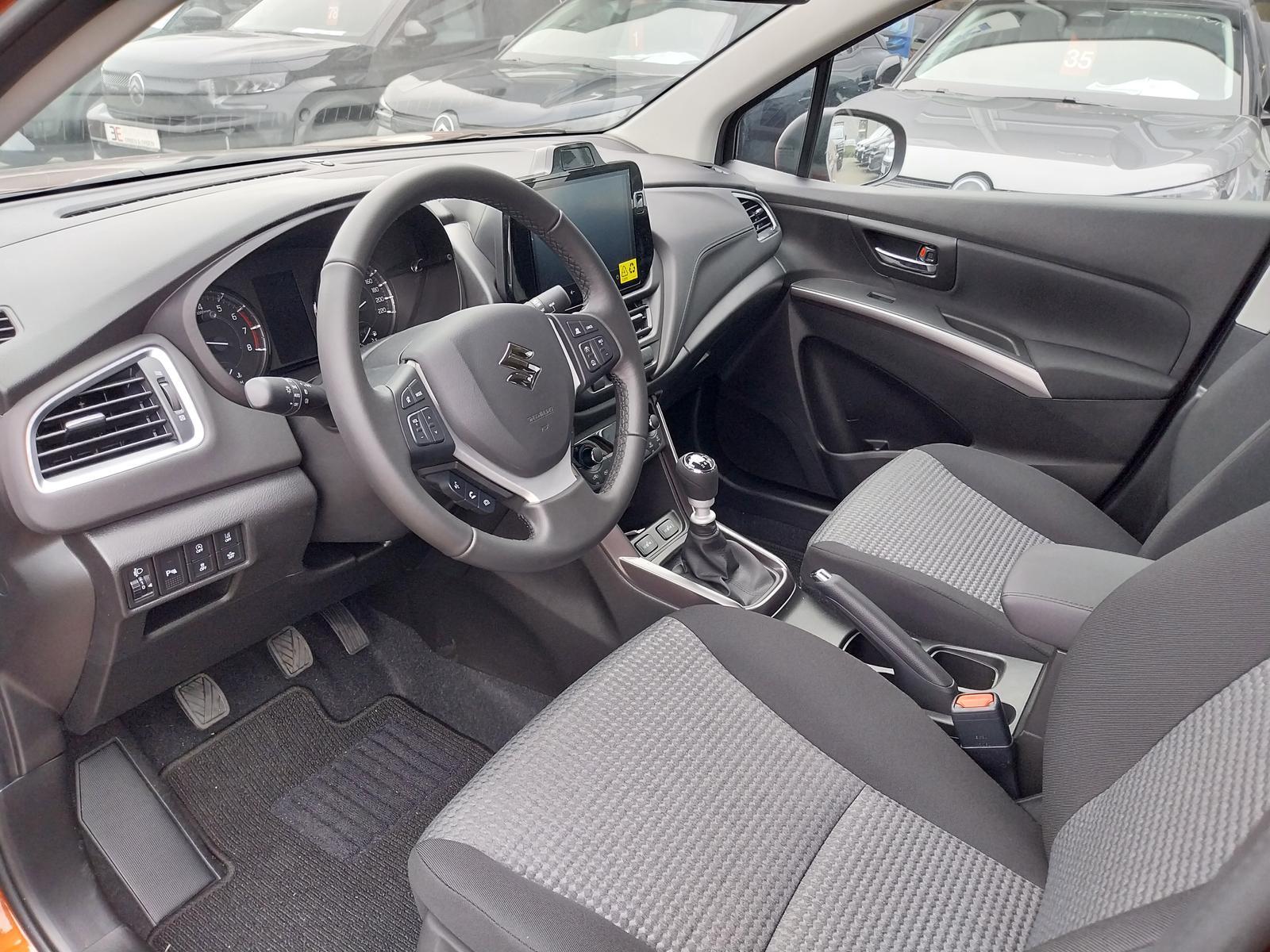 Suzuki S-CROSS 1.4 COMFORT HYBRID