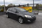 Opel Astra 1.7 CDTi ecoFLEX Cosmo / Airco - Opel Astra mit Diesel-Antrieb: Limousine, 1.7