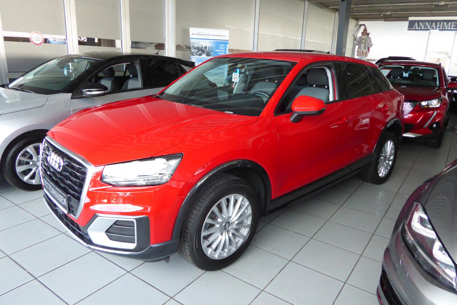 Audi Q2 30 TFSI design erst 71.800 KM!! Navi