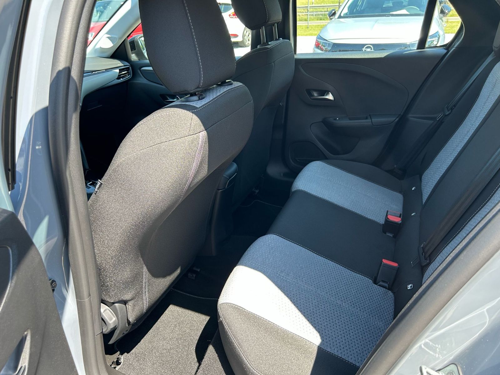 Fahrzeugabbildung Opel Corsa elektro°50 kWh°SOH 100%°LED°1.Hand°