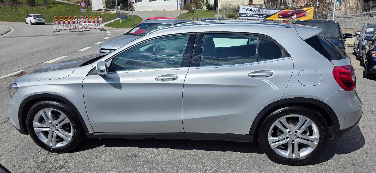 Mercedes-Benz GLA 200, 1. Hand, gepflegt !!