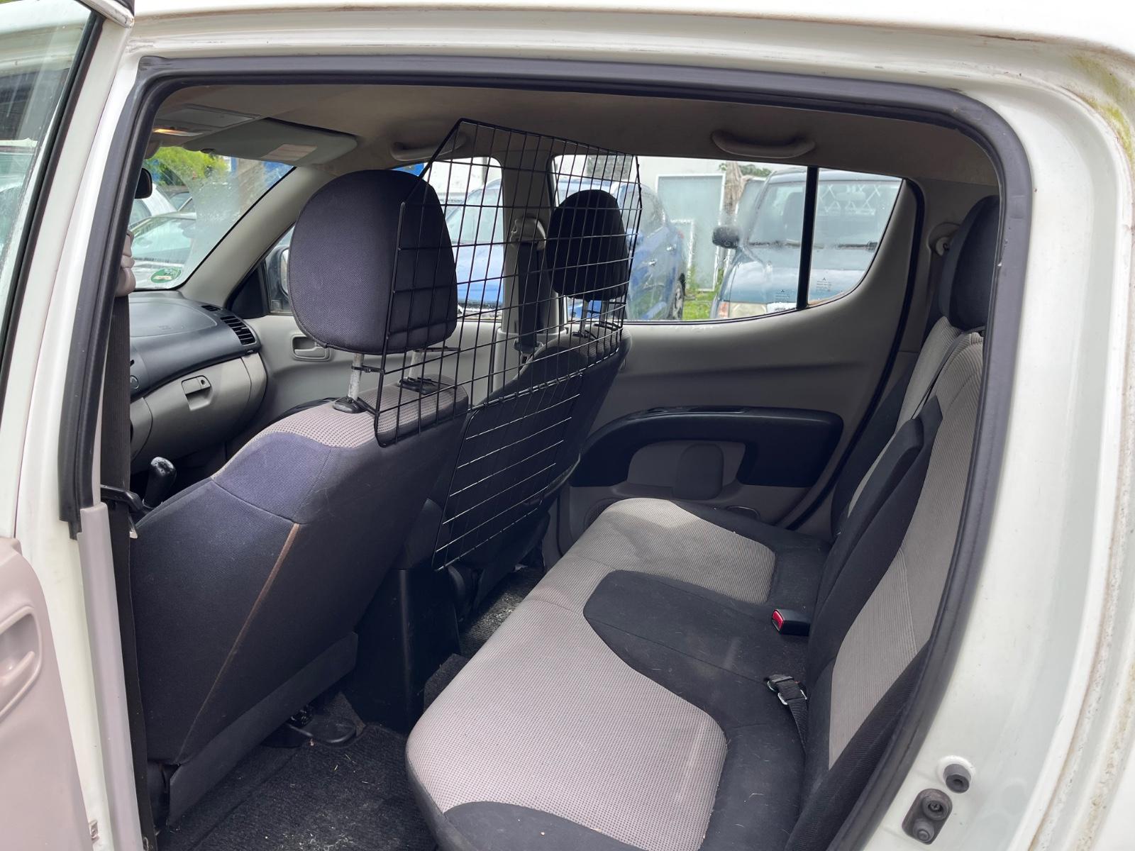 Mitsubishi L200 Inform Doppelkabine 2WD
