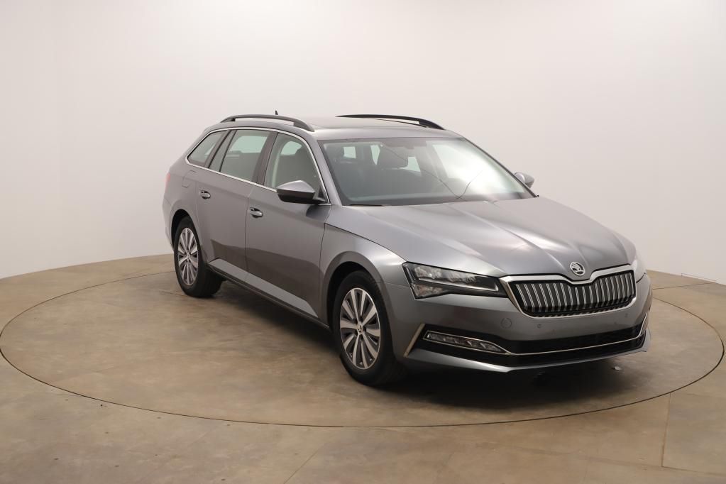 Skoda Superb iV Combi Ambition 1.4 TSI 160kW AHK*Pano