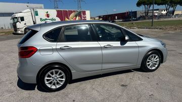 BMW 218 Active Tourer - 8