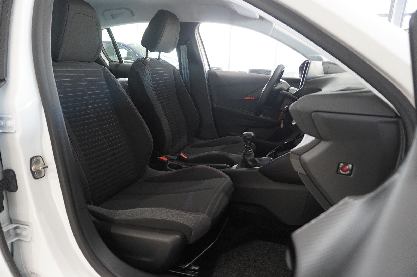 Fahrzeugabbildung Peugeot 208 1.5 HDI ACTICE NAVI/LED/SHZ/PDC/SPORT/TEMP.