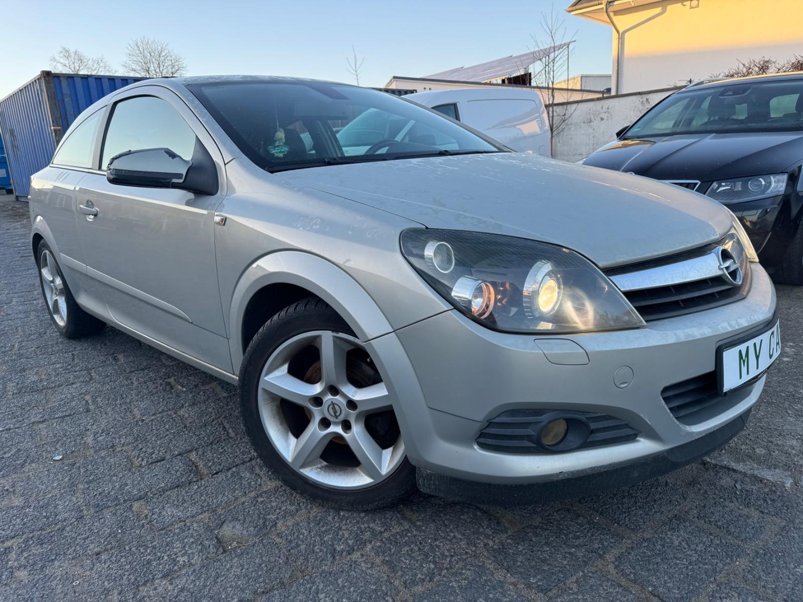 Opel Astra H GTC Cosmo 1.8 GAS/Benzin°Xenon°Tempomat°